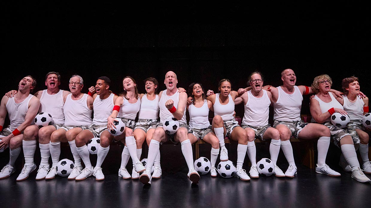 Heulen-mit-den-Wölfen header