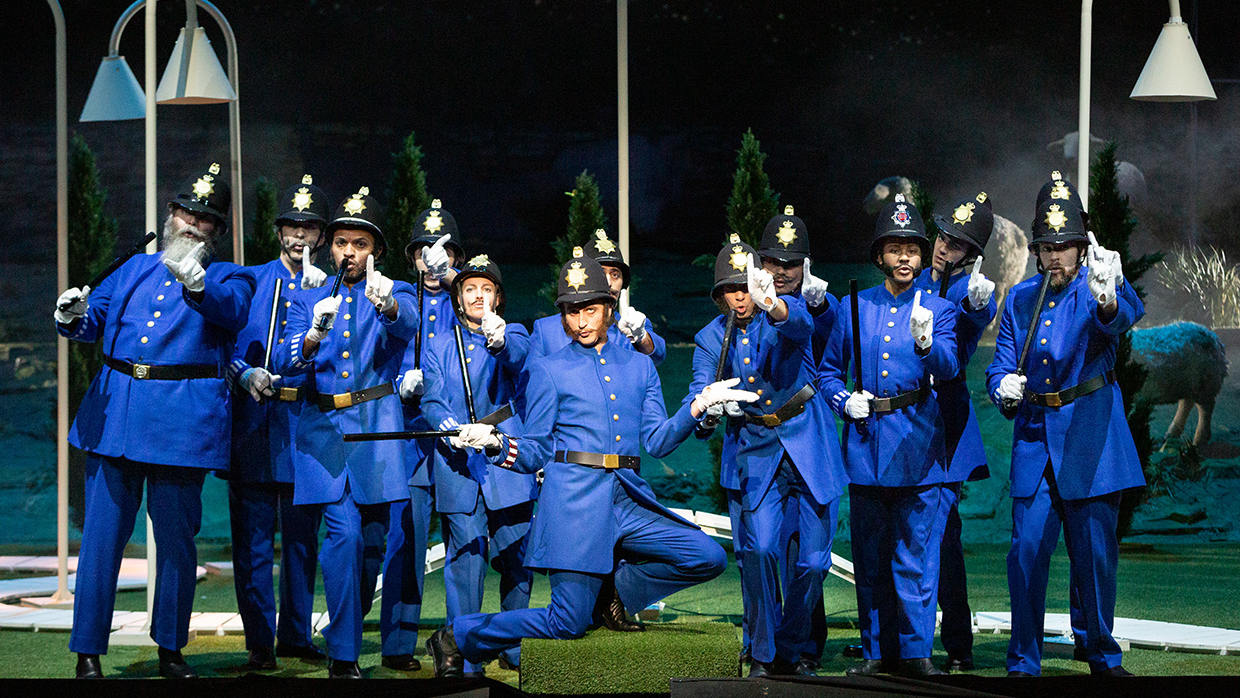 Performances with English surtitles Performances with English surtitles